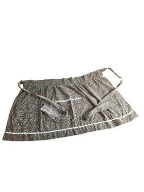 Apron Floral Pocket Rickrack Trim cottagecore grannycore Vtg country kitchen